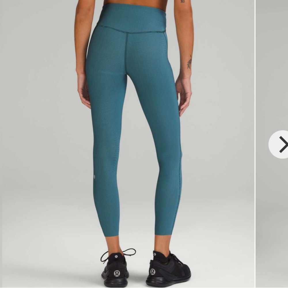 Lululemon Base Pace High-Rise Tight 25" *Two-Tone Ribbed
Green  / Blue Chill 6